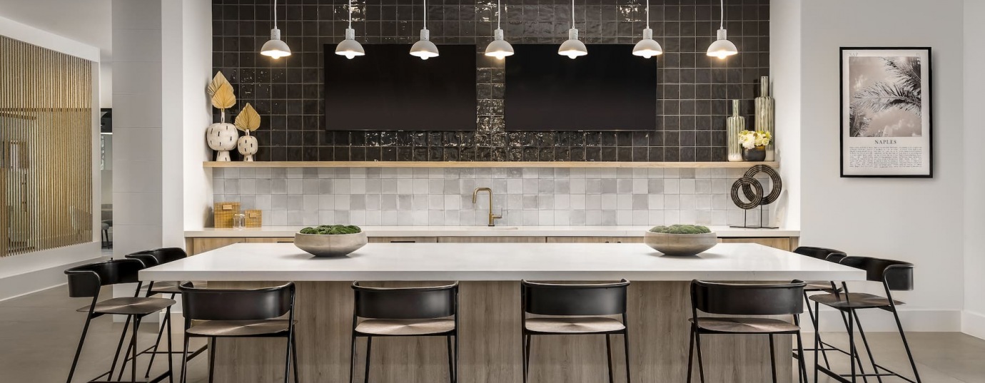 A5_2 E Available 1, 2, or 3 bedroom apartments in Naples, FL Marea